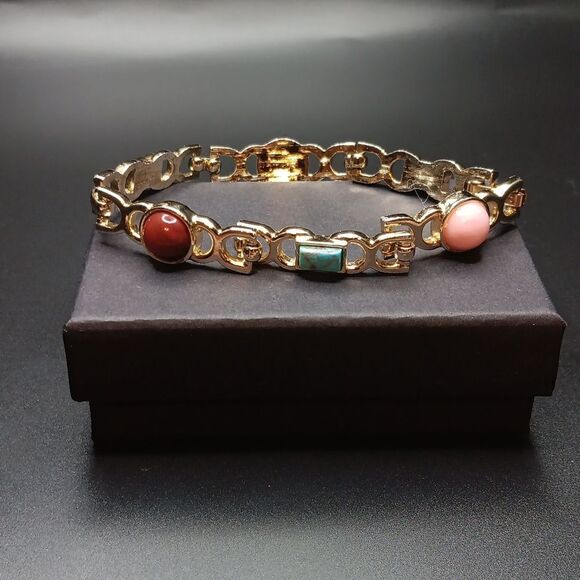 @Sarah Cov Jewelry - @Sarah Cov Vintage Beautiful Colorful  Bracelet Great Pre-Owned Condition